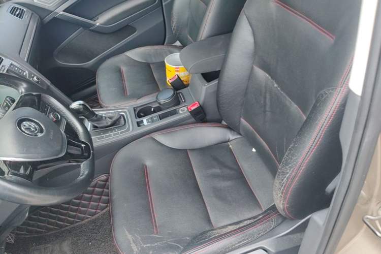 Used Volkswagen Golf 2014 1.4TSI Automatic Comfort Model Left Front Seat