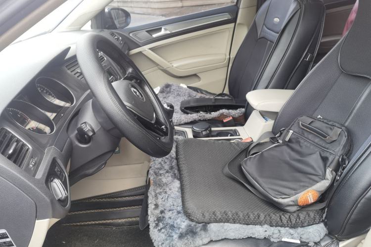 Used Volkswagen Golf 2014 1.4 TSI Manual Comfort Model Left Front Seat