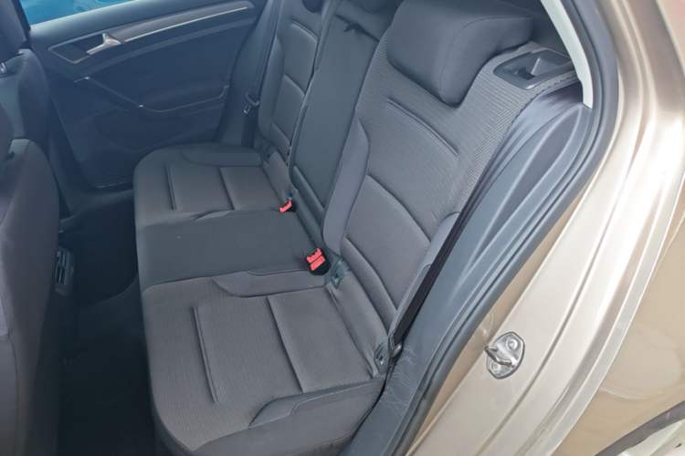Used Volkswagen Golf 2014 1.4TSI Automatic Comfort Model Left Rear Seat
