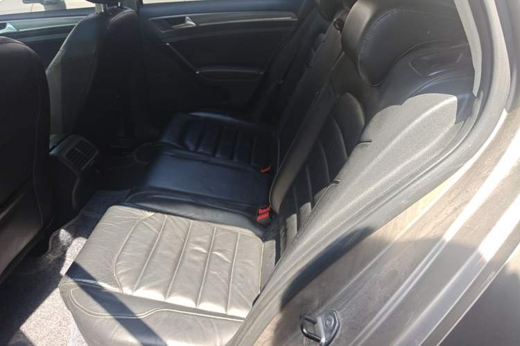 Used Volkswagen Golf 2014 1.4TSI Automatic Luxury Model Left Rear Seat