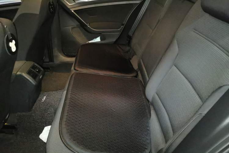 Used Volkswagen Golf 2014 1.4TSI Automatic Comfort Model Left Rear Seat