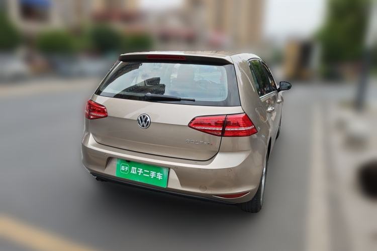 Used Volkswagen Golf 2014 1.4TSI Automatic Luxury Model Rear Right 45 Deg