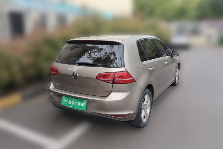 Used Volkswagen Golf 2014 1.6L Automatic Comfort Model Rear Right 45 Deg