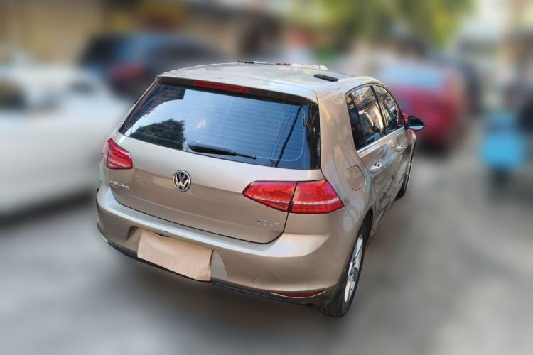 Used Volkswagen Golf 2014 1.6L Automatic Comfort Model Rear Right 45 Deg