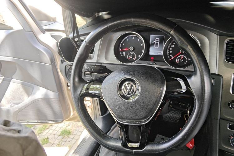 Used Volkswagen Golf 2014 1.4TSI Automatic Comfort Model Steering Wheel