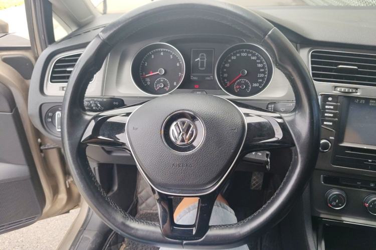 Used Volkswagen Golf 2014 1.4TSI Automatic Comfort Model Steering Wheel