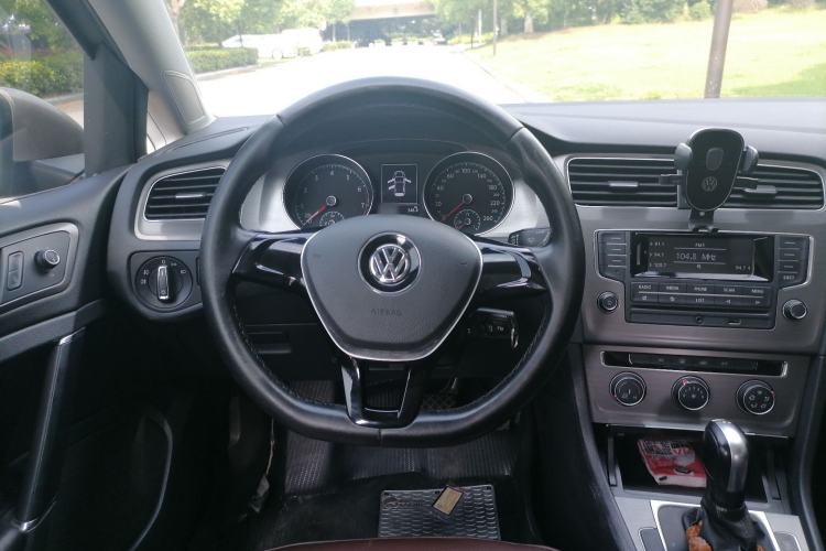 Used Volkswagen Golf 2014 1.4TSI Automatic Comfort Model Steering Wheel