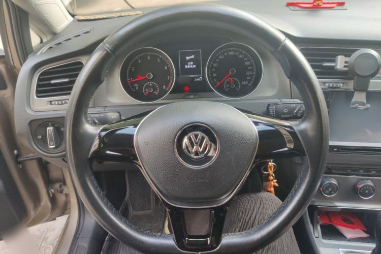 Used Volkswagen Golf 2014 1.4TSI Automatic Comfort Model Steering Wheel