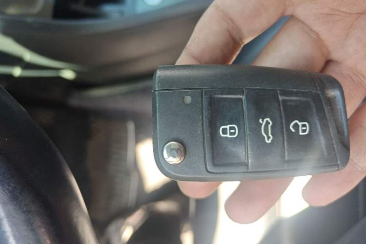Used Volkswagen Golf 2014 1.4TSI Automatic Luxury Model Vehicle Key