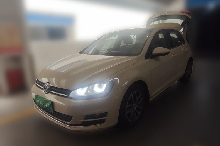 Used Volkswagen Golf 2014 1.4TSI Automatic Comfort Model Guazi used car, China used car export, Used car for sale, Used cars, Cheapest cars for sale