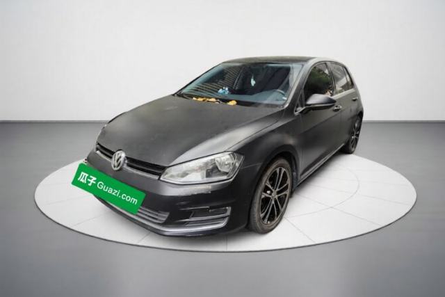 Ojetý Volkswagen Golf 2015 1.4TSI Automatic Comfort Model