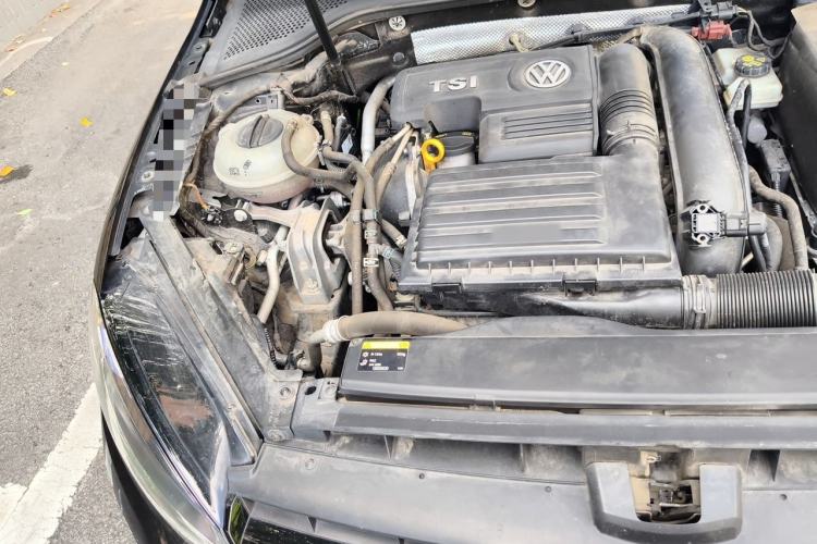 Used Volkswagen Golf 2015 1.4TSI Automatic R-Line Engine Bay Right