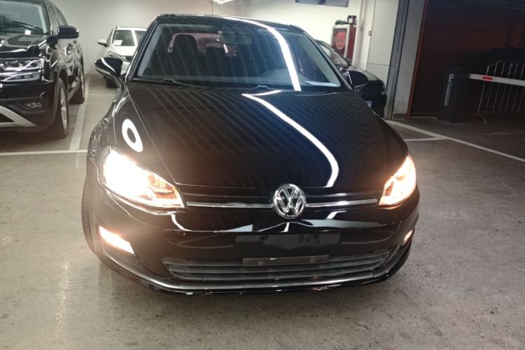 Used Volkswagen Golf 2015 1.6L Automatic Comfort Model Front