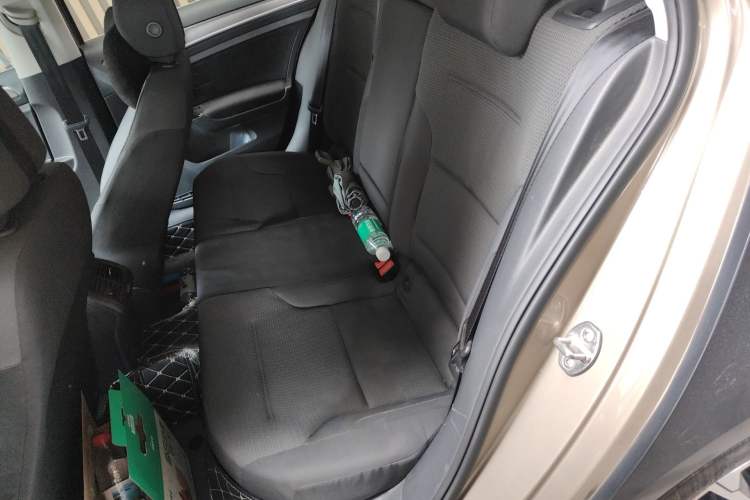 Used Volkswagen Golf 2015 1.4TSI Automatic Comfort Model Interior 4