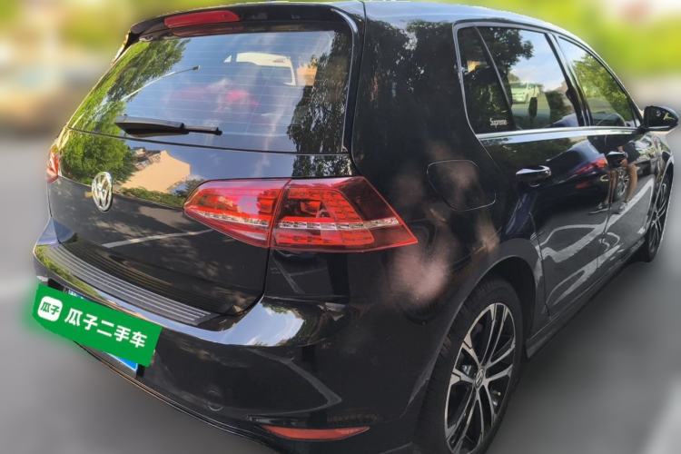 Used Volkswagen Golf 2015 1.4TSI Automatic R-Line Rear Right 45 Deg