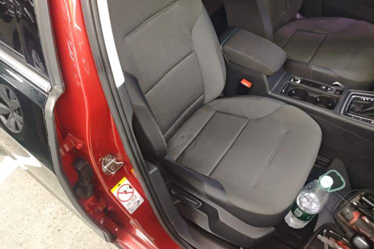 Used Volkswagen Golf 2015 1.6L Automatic Comfort Model Right Front Seat