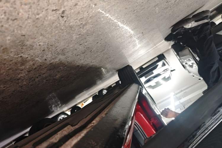 Used Volkswagen Golf 2015 1.6L Automatic Comfort Model Right Side Sill