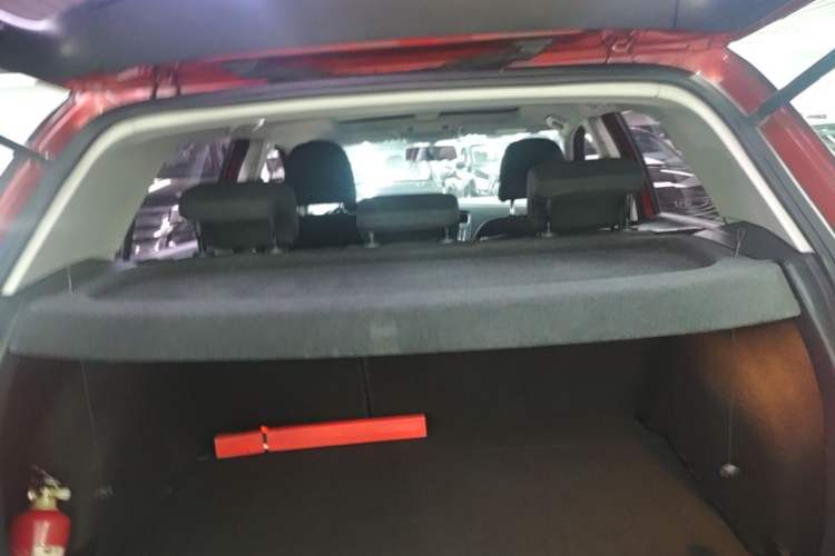 Used Volkswagen Golf 2015 1.6L Automatic Comfort Model Trunk