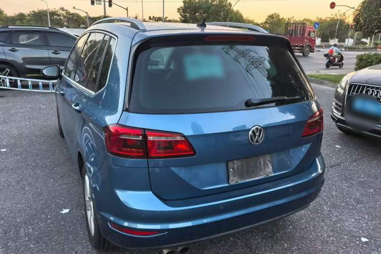 Used Volkswagen Golf 2015 1.4TSI Sportsvan Exterior 2
