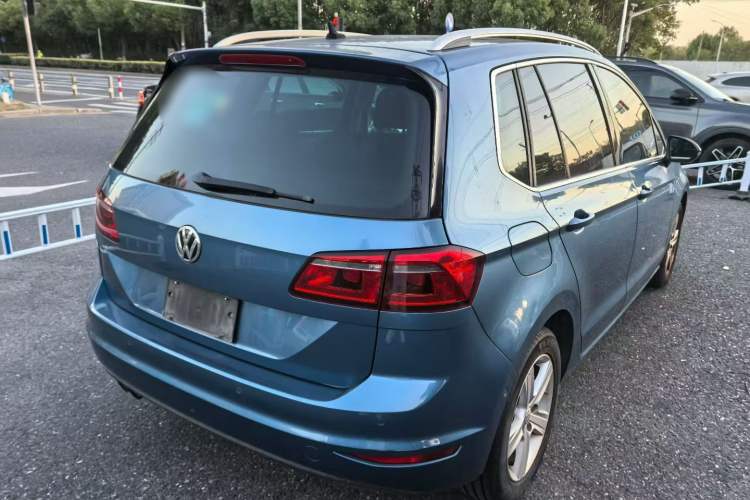 Used Volkswagen Golf 2015 1.4TSI Sportsvan Exterior 3