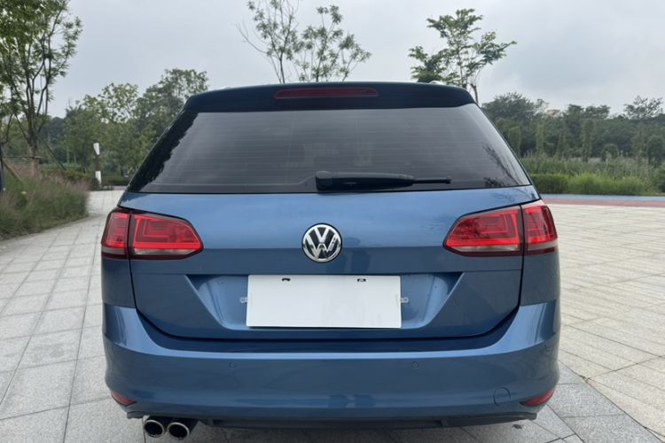 Used Volkswagen Golf 2015 1.4TSI Comfort Travel Edition Exterior 6