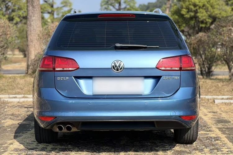 Used Volkswagen Golf 2015 1.4TSI Comfort Travel Edition Exterior 6