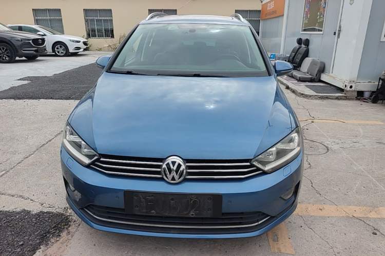 Used Volkswagen Golf 2015 1.4TSI Sportsvan Front