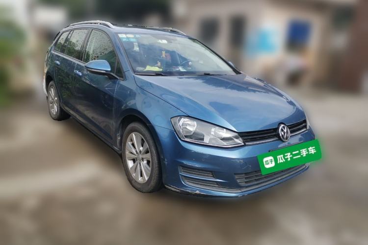Used Volkswagen Golf 2015 1.4TSI Comfort Travel Edition Front Right 45 Deg
