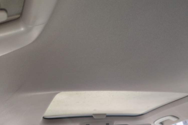 Used Volkswagen Golf 2015 1.6L Automatic Comfort Model Headliner
