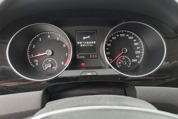 Used Volkswagen Golf 2015 1.4TSI Sportsvan Instrument Cluster