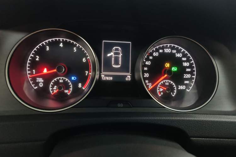 Used Volkswagen Golf 2015 1.4TSI Automatic Comfort Model Instrument Cluster