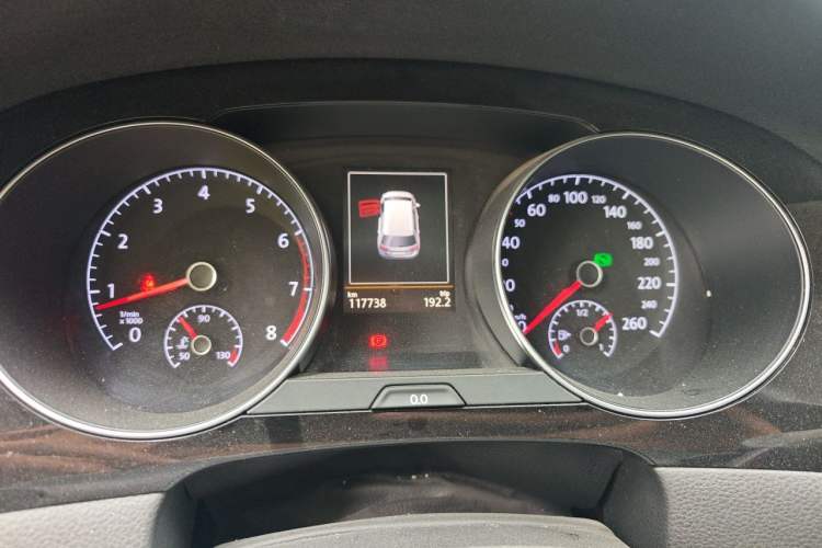 Used Volkswagen Golf 2015 1.4TSI Sportsvan Instrument Cluster