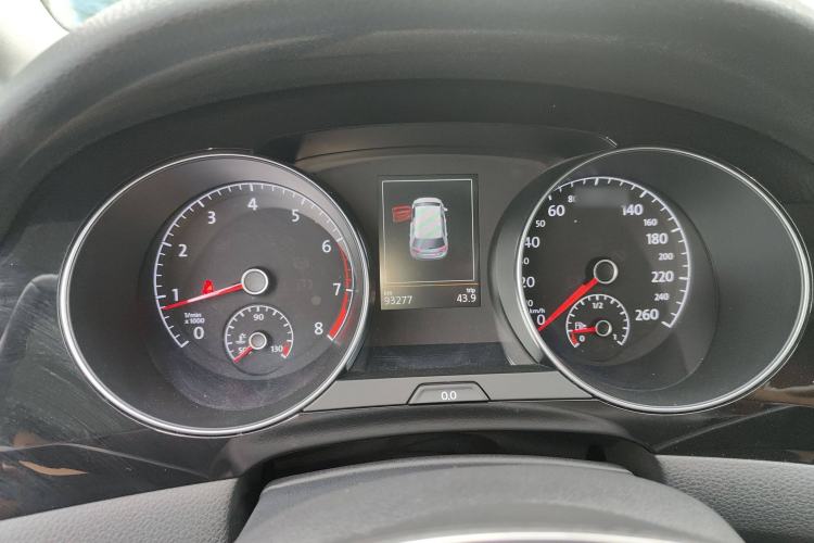 Used Volkswagen Golf 2015 1.4TSI Sportsvan Instrument Cluster