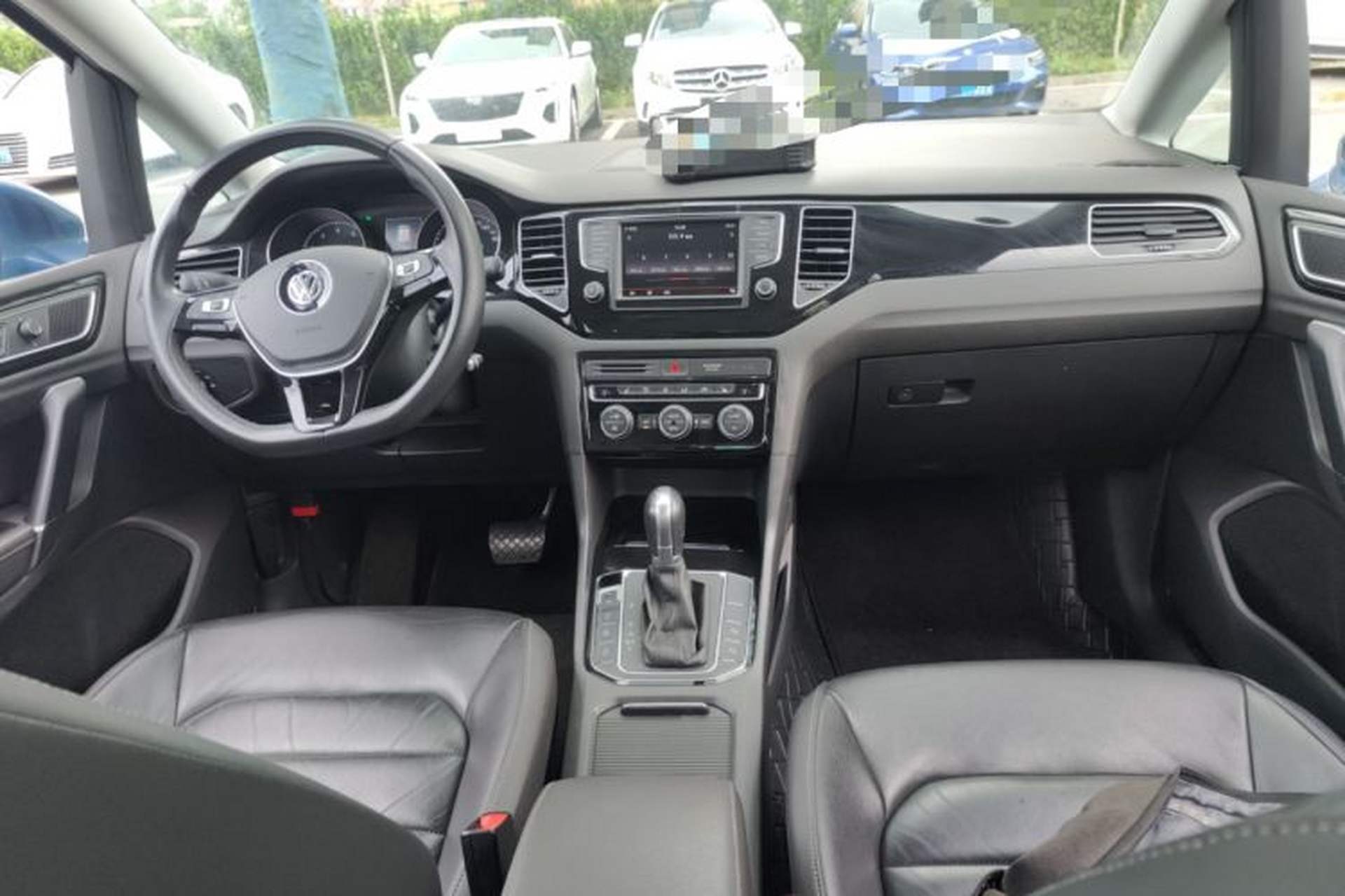 Used Volkswagen Golf 2015 1.4TSI Sportsvan Interior 2