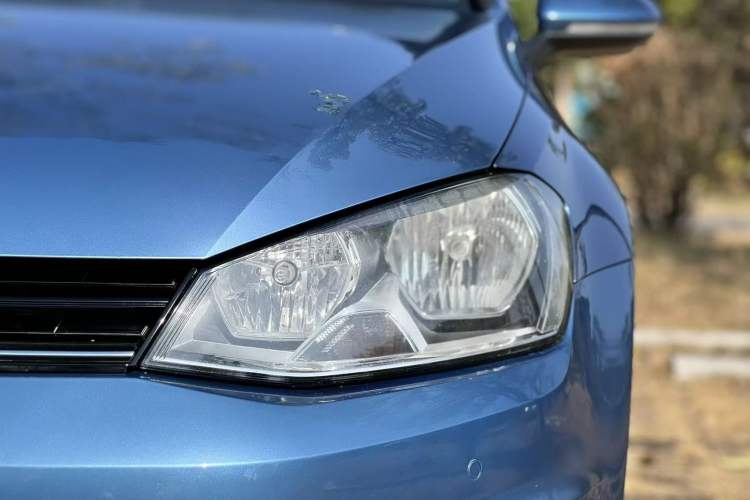 Used Volkswagen Golf 2015 1.4TSI Comfort Travel Edition Left Front Headlight