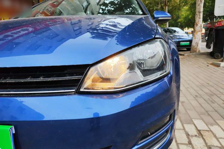 Used Volkswagen Golf 2015 1.4TSI Automatic Comfort Model Left Front Headlight