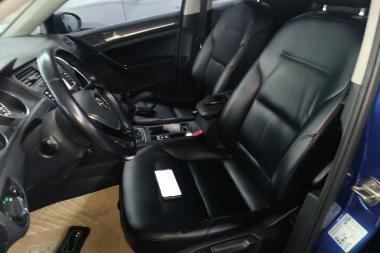 Used Volkswagen Golf 2015 1.4TSI Automatic Comfort Model Left Front Seat
