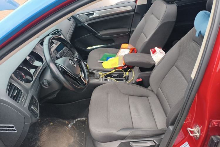 Used Volkswagen Golf 2015 1.6L Automatic Comfort Model Left Front Seat