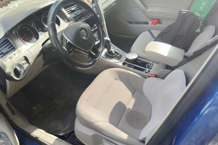 Used Volkswagen Golf 2015 1.6L Automatic Comfort Model Left Front Seat