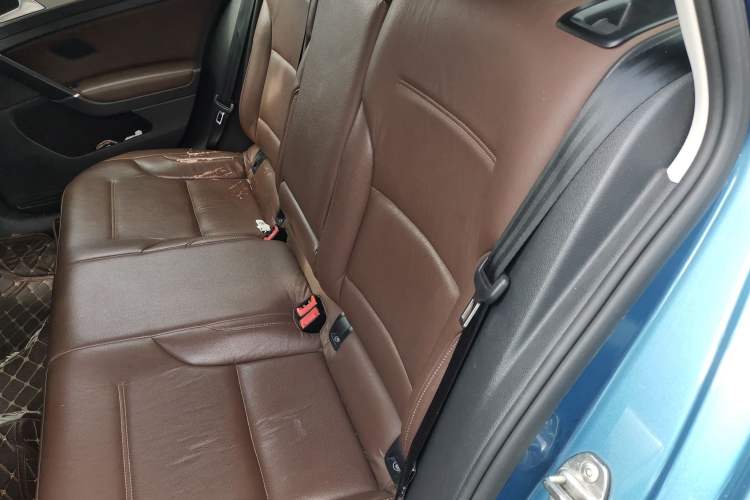 Used Volkswagen Golf 2015 1.4TSI Comfort Travel Edition Left Rear Seat
