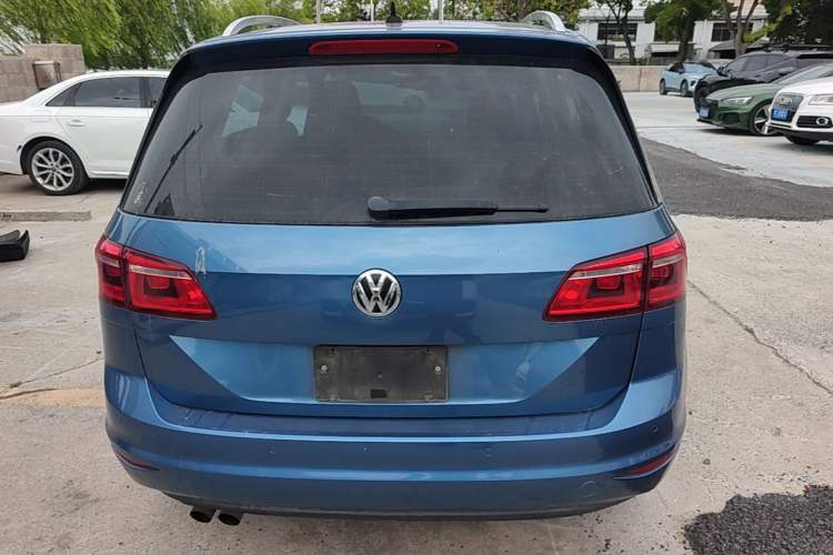 Used Volkswagen Golf 2015 1.4TSI Sportsvan Rear