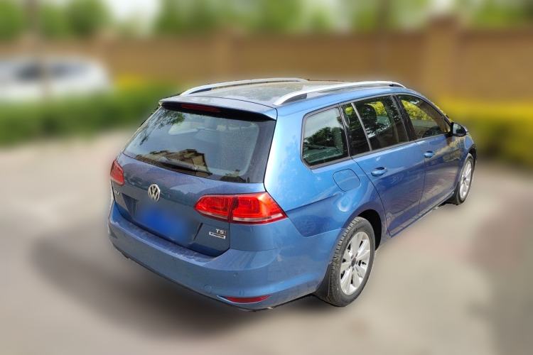 Used Volkswagen Golf 2015 1.4TSI Comfort Travel Edition Rear Right 45 Deg