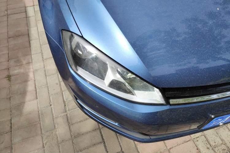 Used Volkswagen Golf 2015 1.4TSI Comfort Travel Edition Right Front Headlight