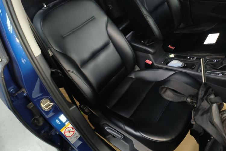 Used Volkswagen Golf 2015 1.4TSI Automatic Comfort Model Right Front Seat