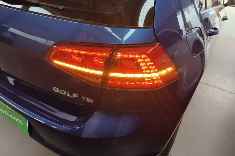 Used Volkswagen Golf 2015 1.4TSI Automatic Comfort Model Right Rear Taillight