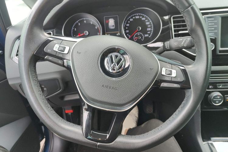 Used Volkswagen Golf 2015 1.4TSI Sportsvan Steering Wheel