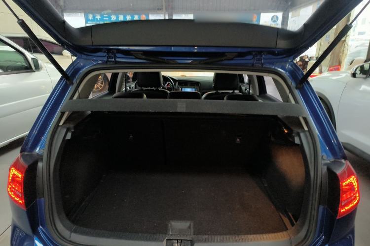 Used Volkswagen Golf 2015 1.4TSI Automatic Comfort Model Trunk