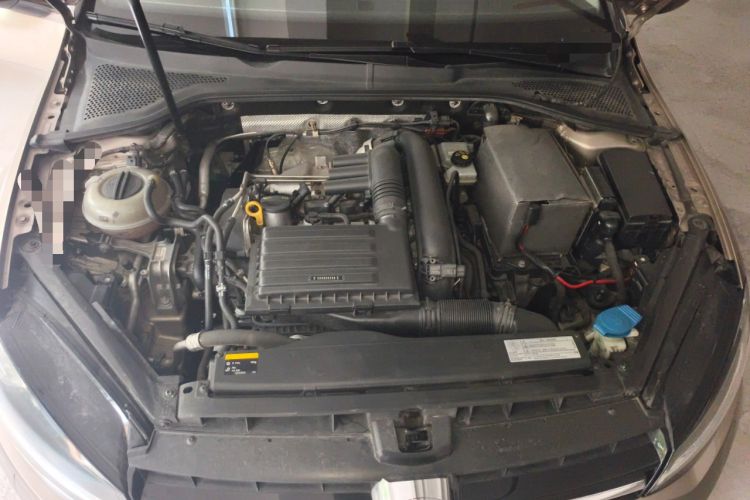 Used Volkswagen Golf 2015 1.4TSI Automatic Flagship Model Engine Bay
