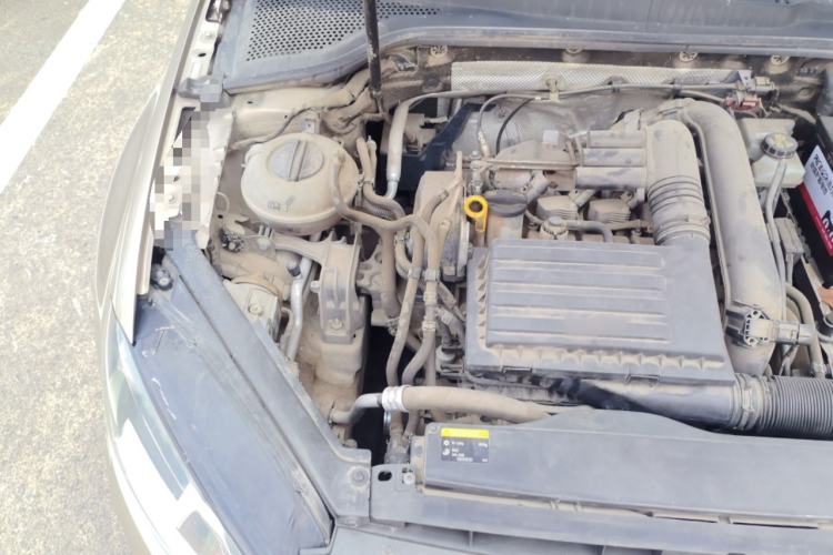 Used Volkswagen Golf 2015 1.4TSI Automatic Comfort Model Engine Bay Right