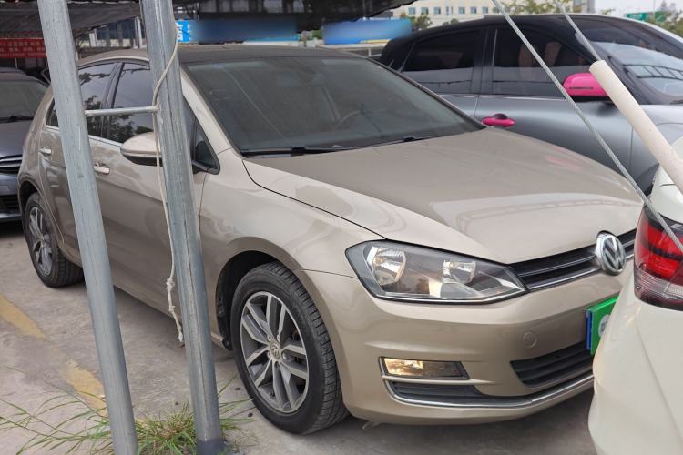 Used Volkswagen Golf 2015 1.4TSI Automatic Luxury Model Exterior 1